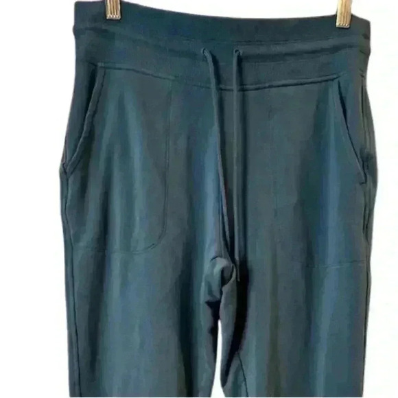 Athleta Women's Jogger Pants Size S Blue Tapered Casual Relaxed Fit - Picture 3 of 10